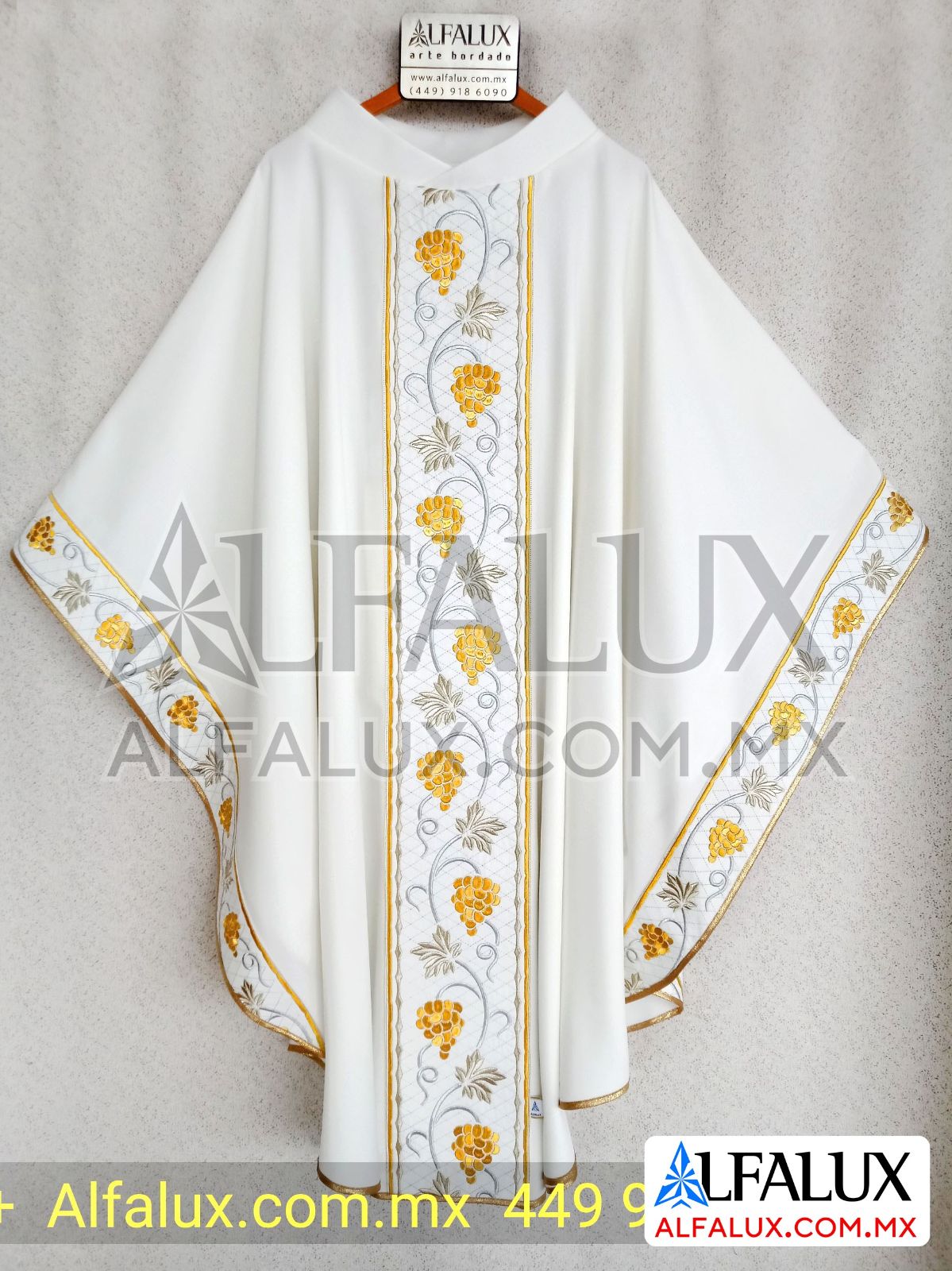 03 UVAS Casulla Alfalux Perla Laterales 233